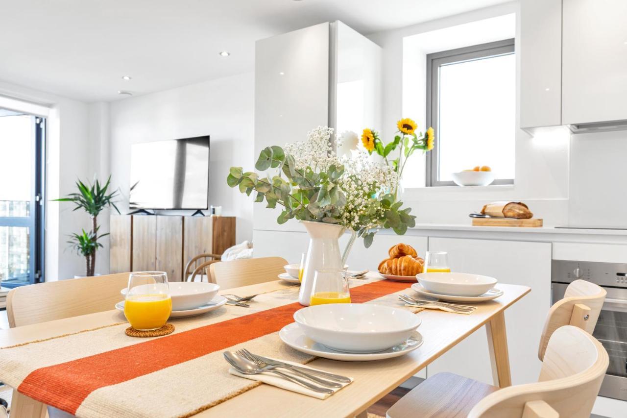 Modern Luxe Apt Just 10 Mins From Tower Bridge! Easy Access To Tube And Bus Λονδίνο Εξωτερικό φωτογραφία