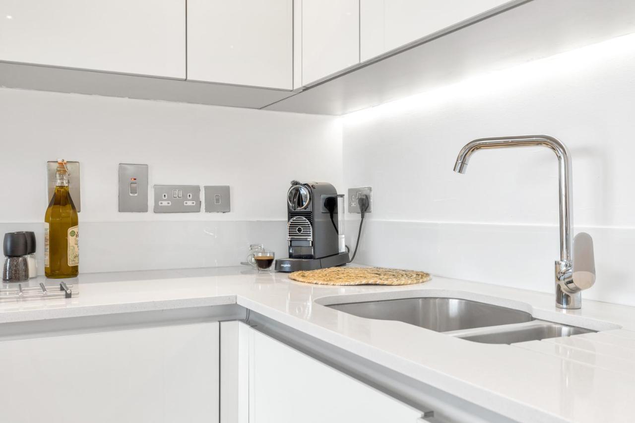 Modern Luxe Apt Just 10 Mins From Tower Bridge! Easy Access To Tube And Bus Λονδίνο Εξωτερικό φωτογραφία