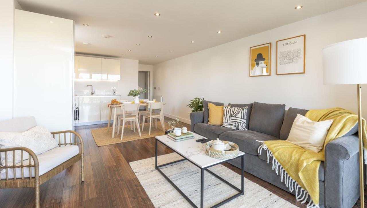 Modern Luxe Apt Just 10 Mins From Tower Bridge! Easy Access To Tube And Bus Λονδίνο Εξωτερικό φωτογραφία